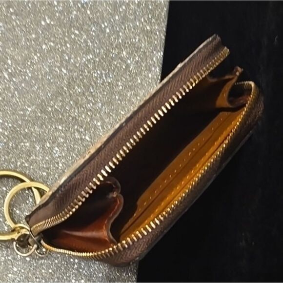 Patricia Nash Malene Wallet- European Map - Picture 8 of 8